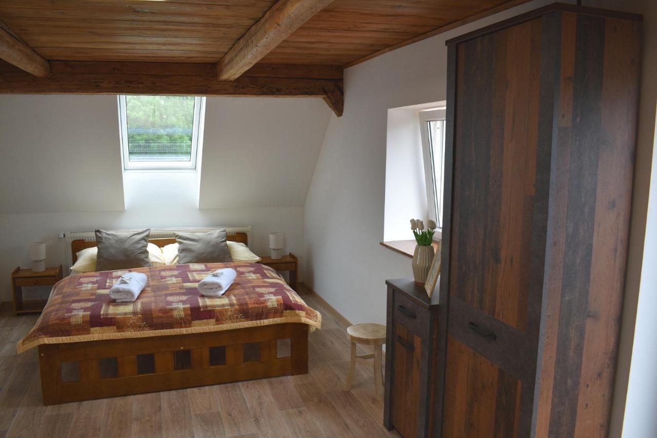 Apartman Ruzak Ruzova エクステリア 写真